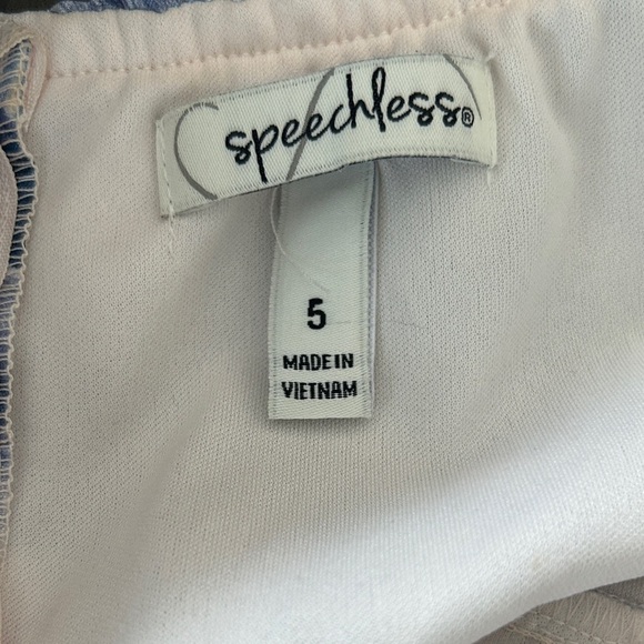 Blue and White Floral Tiered Dress size 5 - Picture 8 of 13